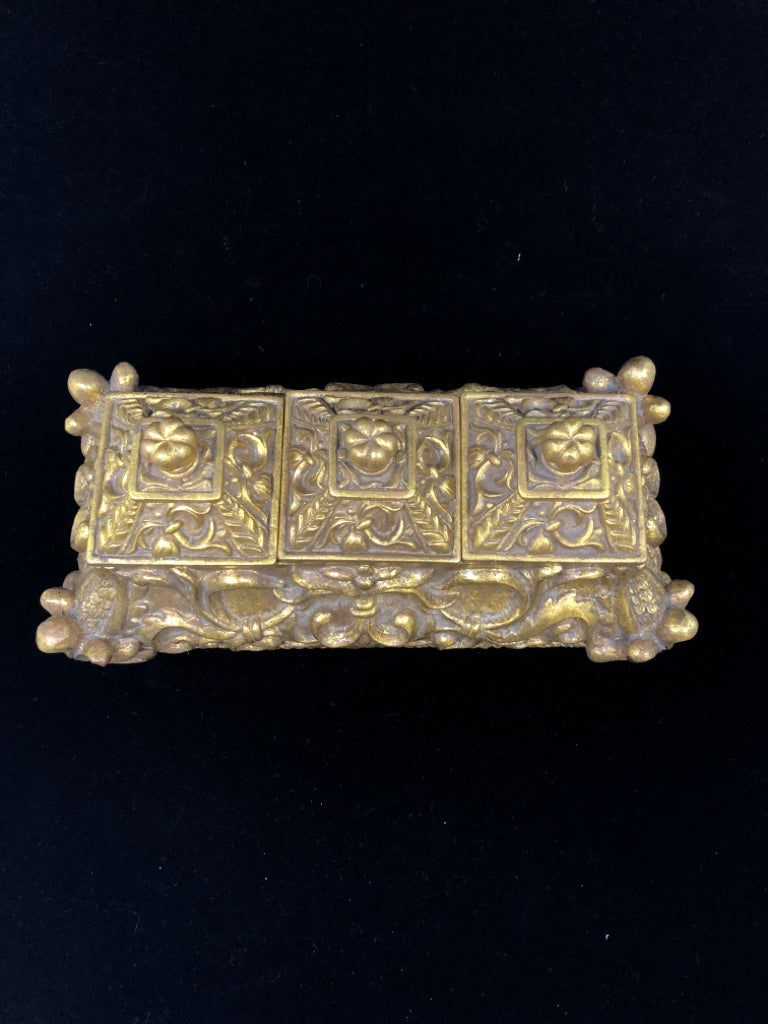 GOLD ORNATE 3-SECTION ORGANIZER W/LIDS.