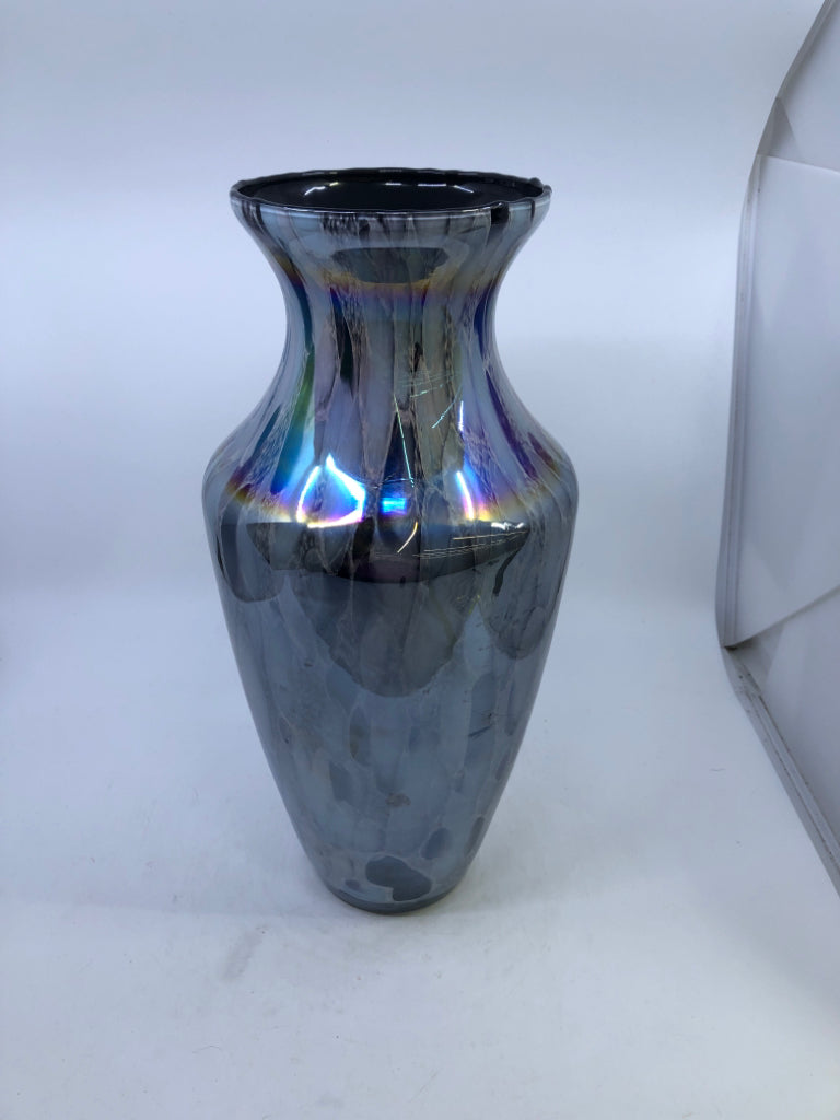 IRIDESCENT MARBLE GLASS VASE W/BLACK INTERIOR.