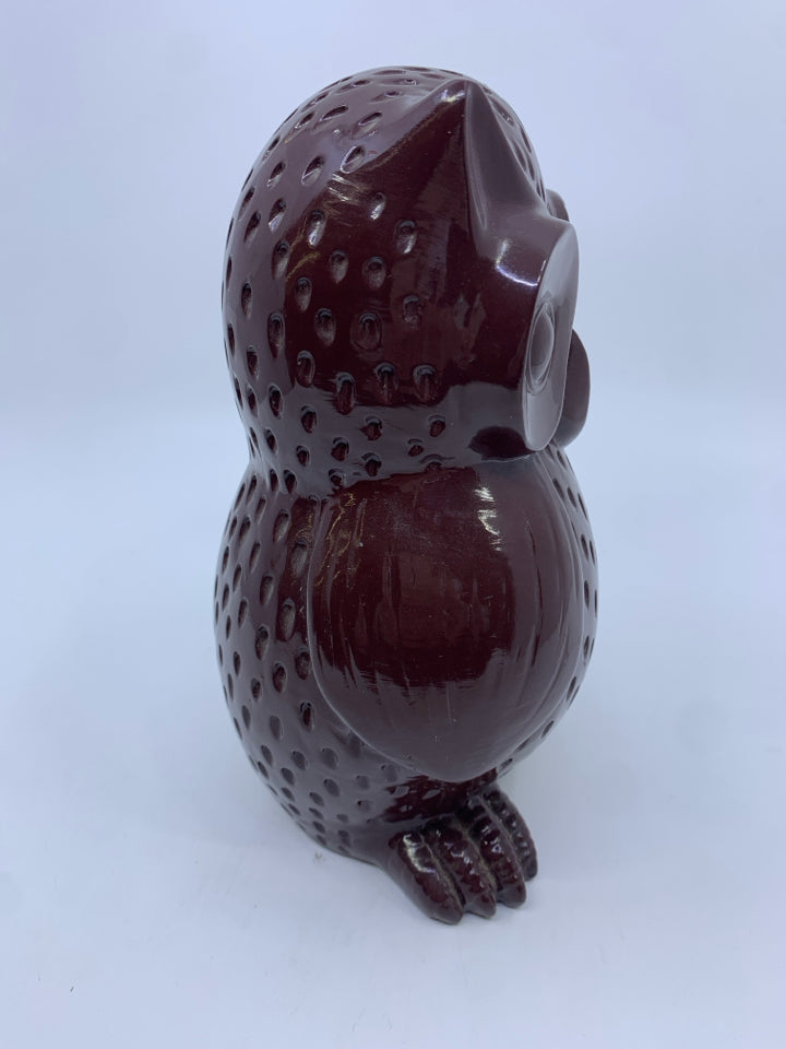 RESIN BROWN GLOSSY OWL.