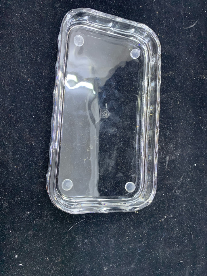 SMALL CLEAR GLASS FOOTED TRAY.