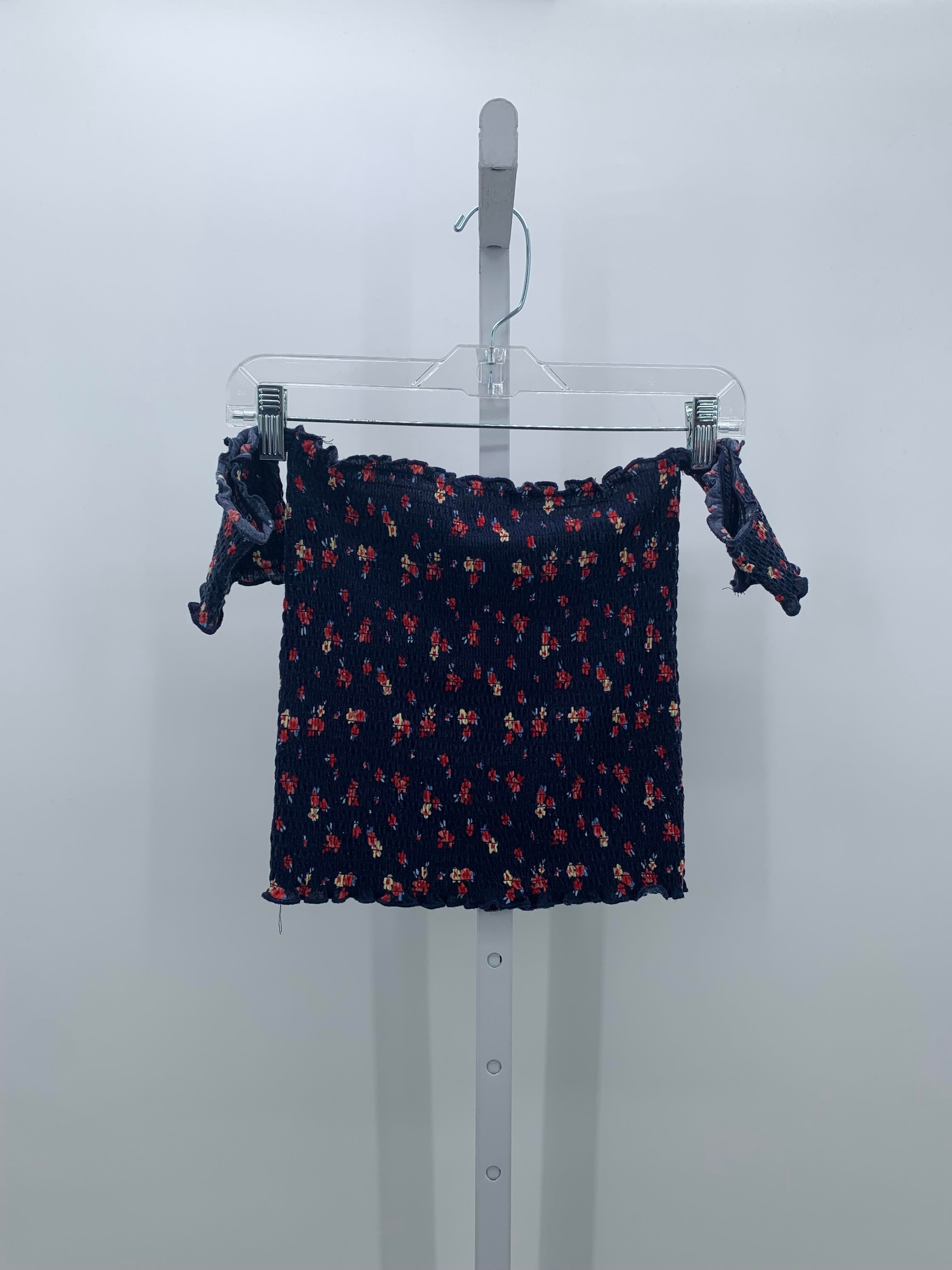 Size Small Misses Short Sleeve Shirt
