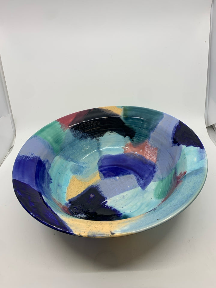 HEAVY POTTERY COLORFUL DECORATIVE BOWL.