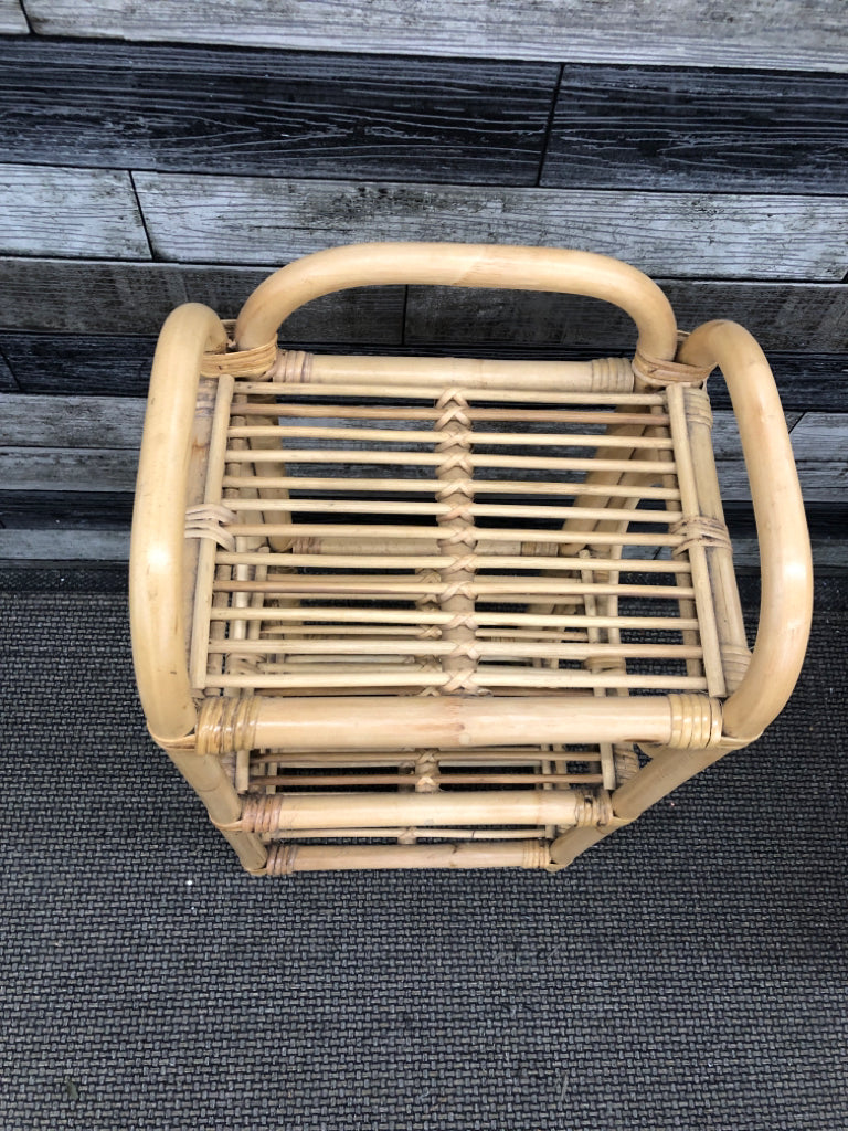 RATTAN STORAGE SHELF.