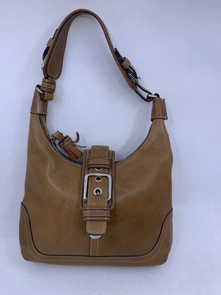 Vintage Coach Hampton 7462 Leather Shoulder Bag