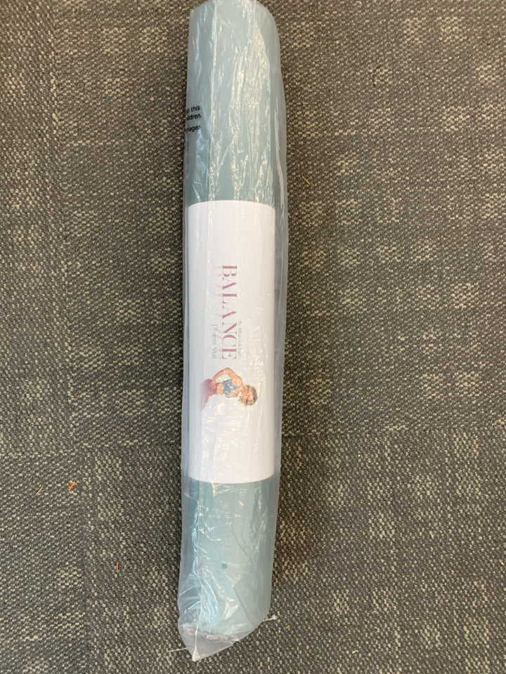 NIP JILLIAN MICHAELS TEAL FITNESS MAT.