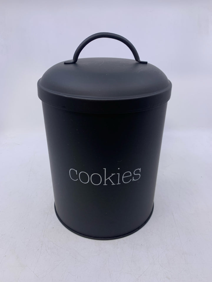 METAL COOKIES JAR.