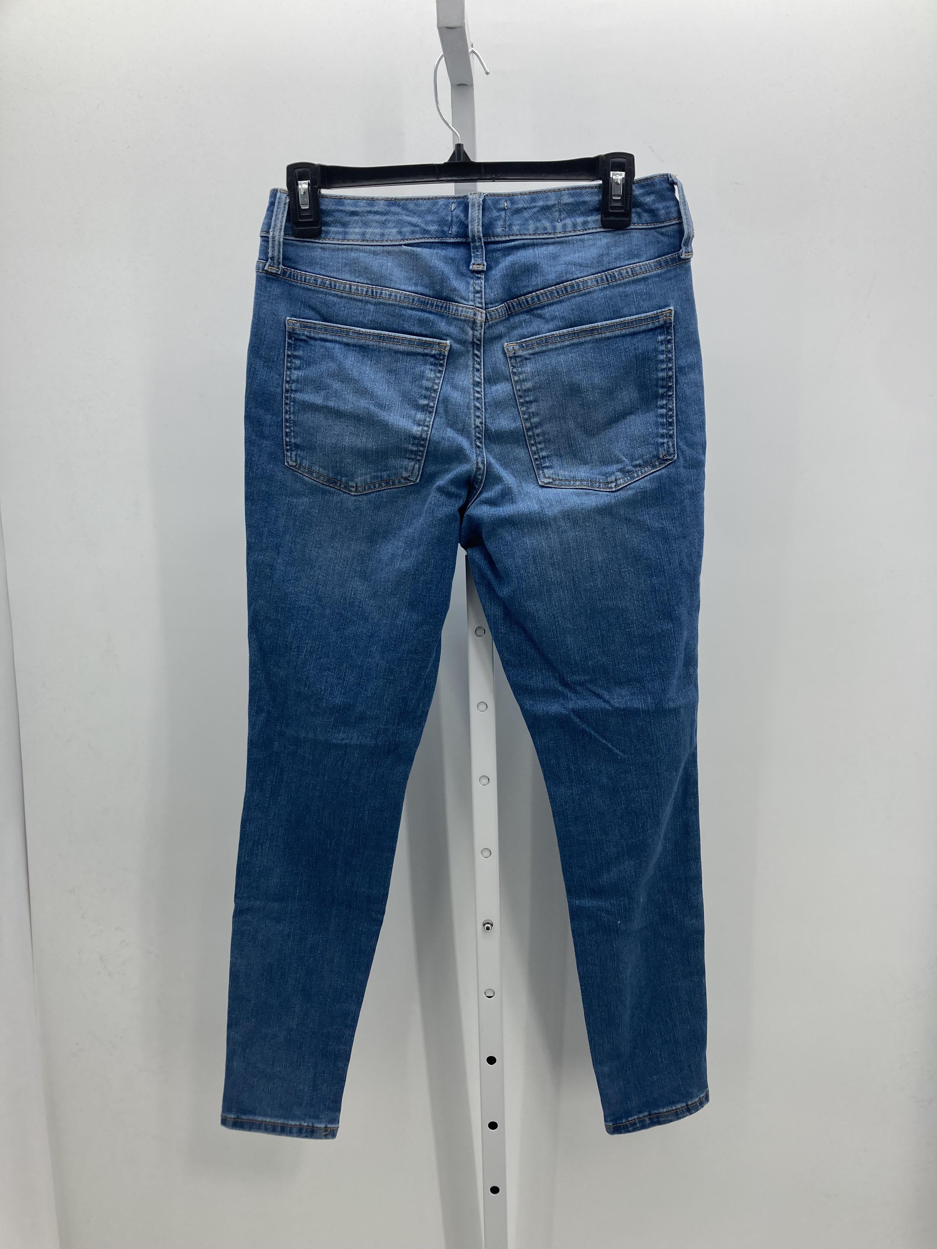 Universal Thread Size 4 Misses Jeans
