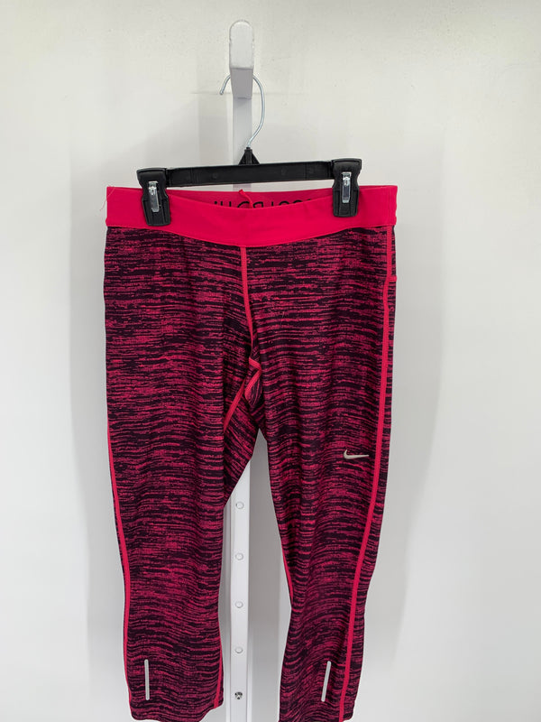 Nike Size Small Misses Capri Pants