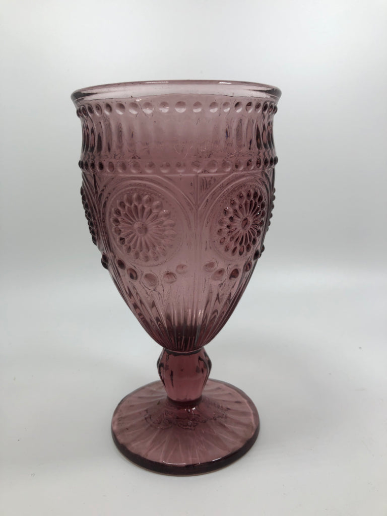 8 PURPLE GLASS GOBLETS W/MEDALLION STYLE.