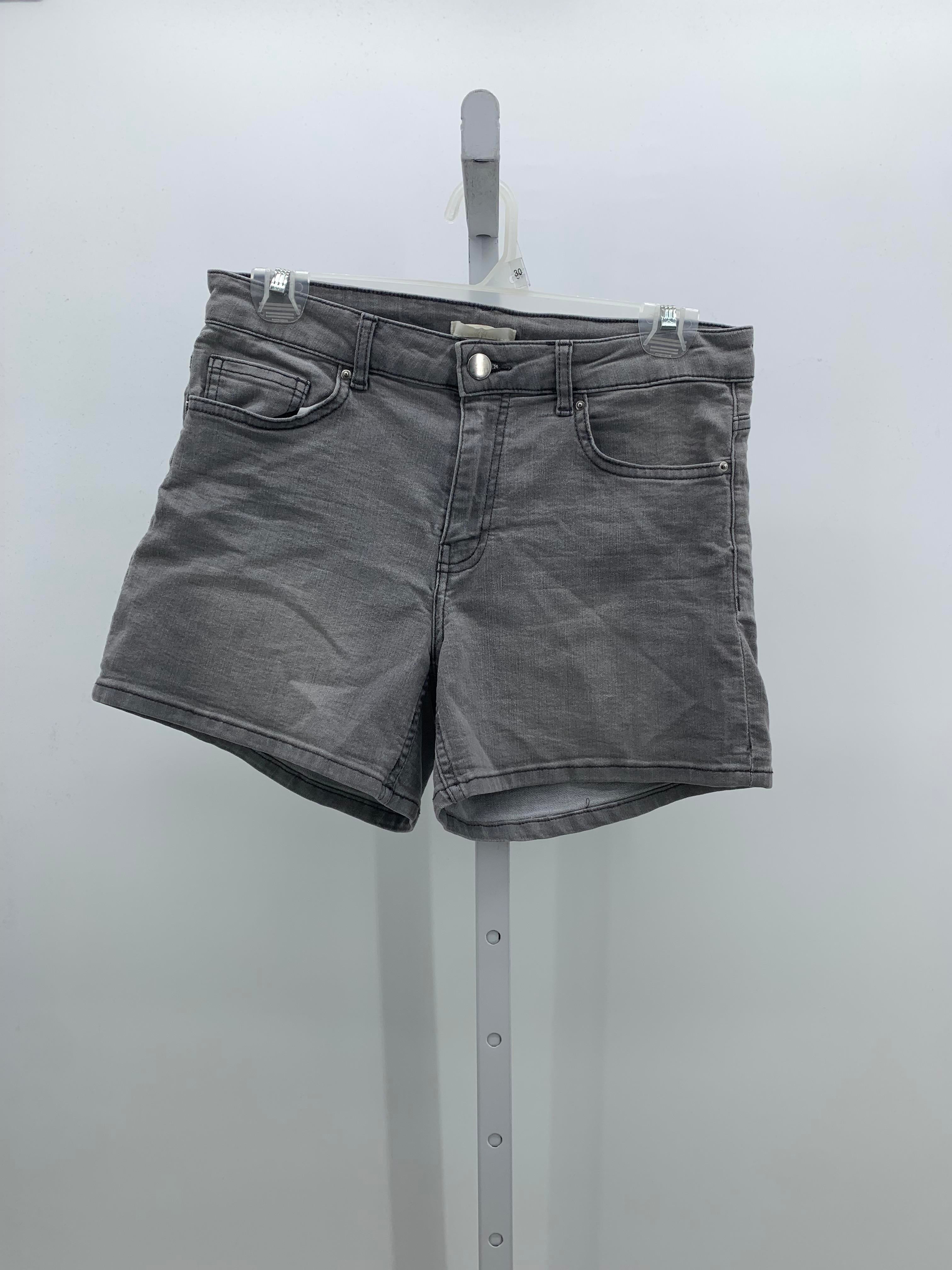 H&M Size 6 Misses Shorts