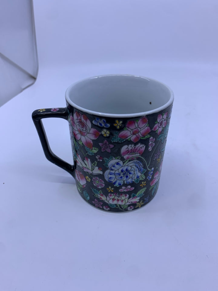 VTG BLACK W FLORAL ASIAN STYLE MUG.