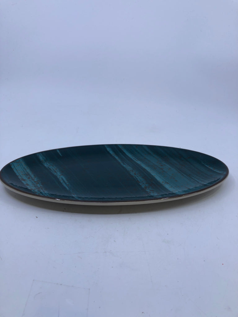 TEAL OVAL SERVING PLATE.