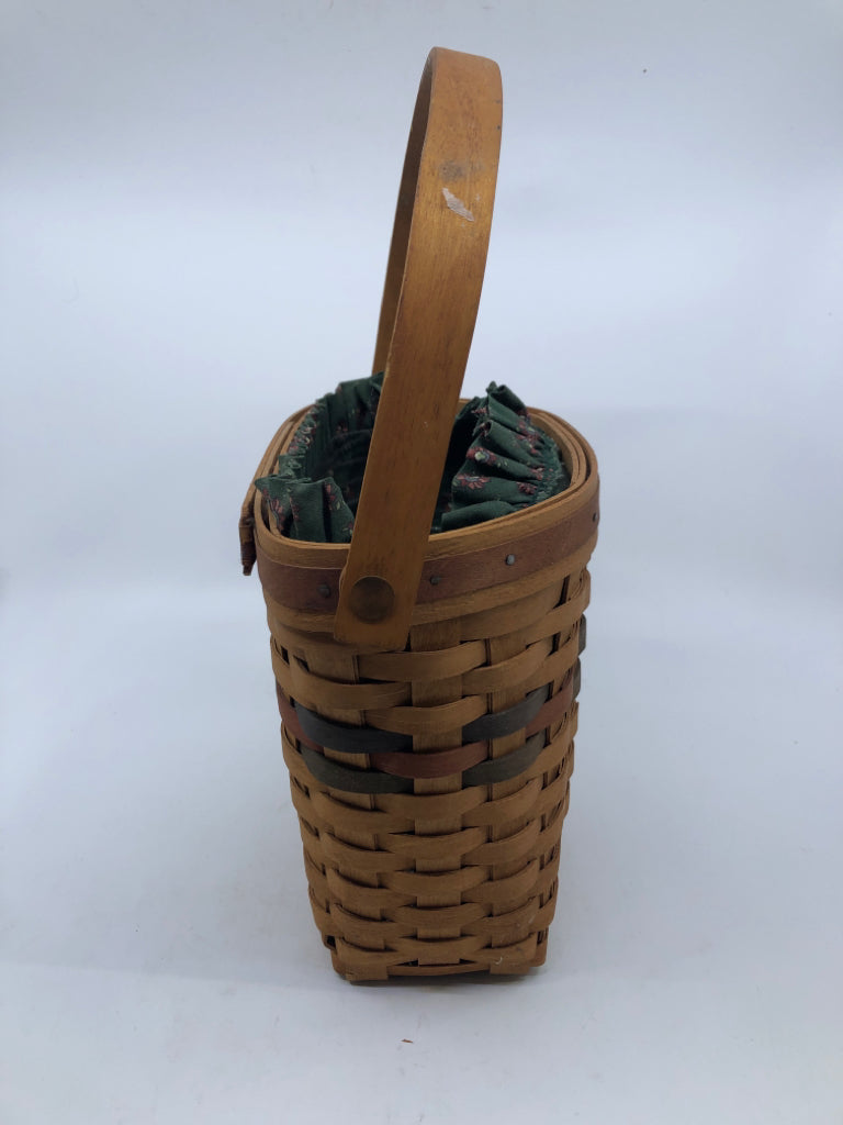 1993 HALF ROUND BASKET W/GREEN LINER, PROTECTOR, SWING HANDLE.