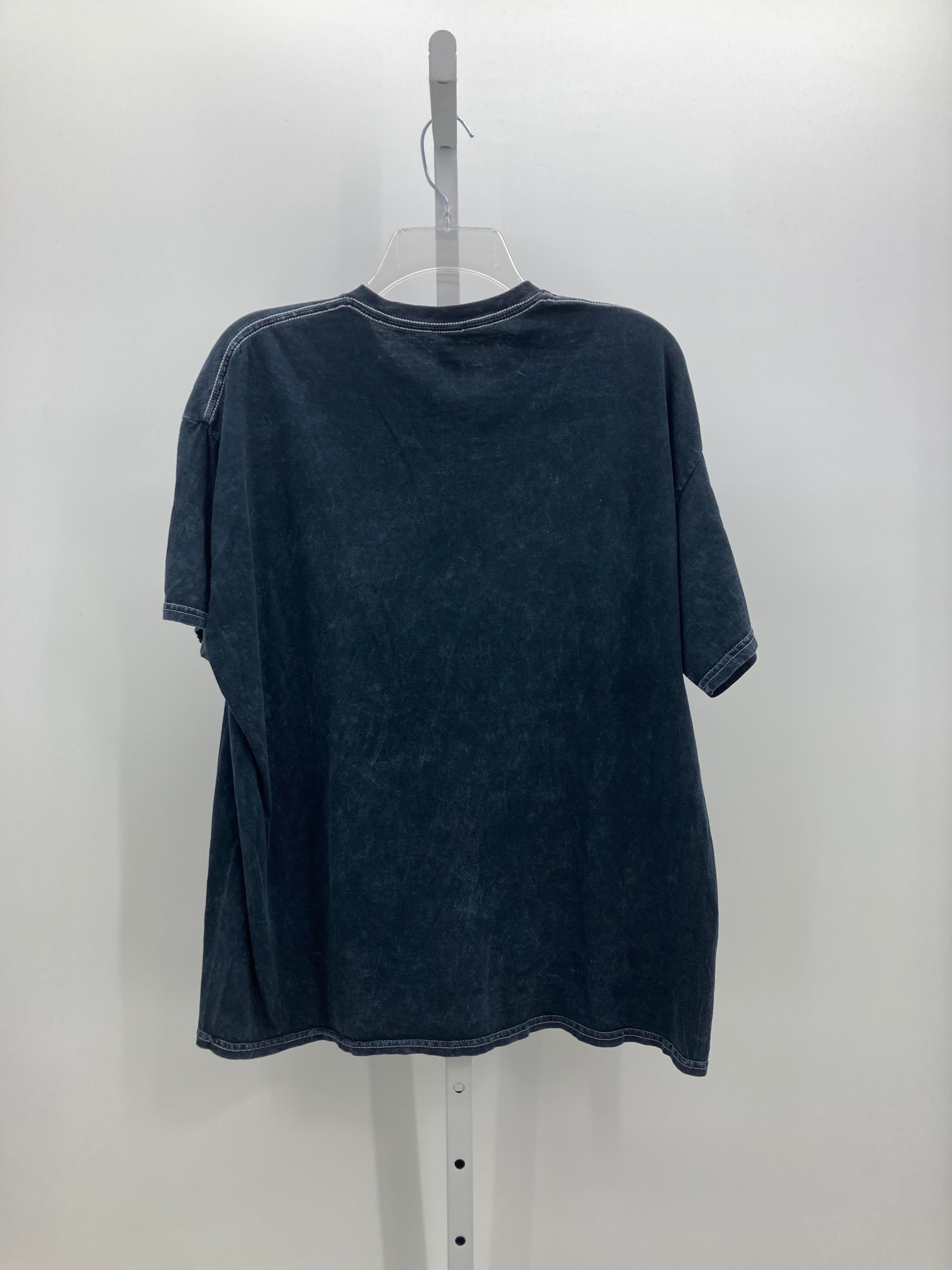 Junk Food Size Large Young Men's Short Sleeve Shirt