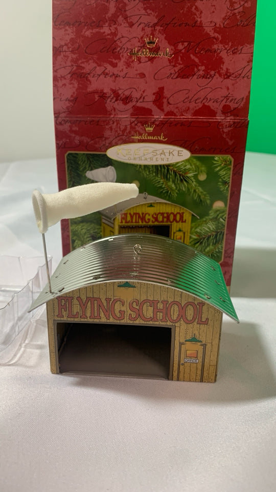 HALLMARK FLYING SCHOOL HANGER ORNAMENT IN BOX
