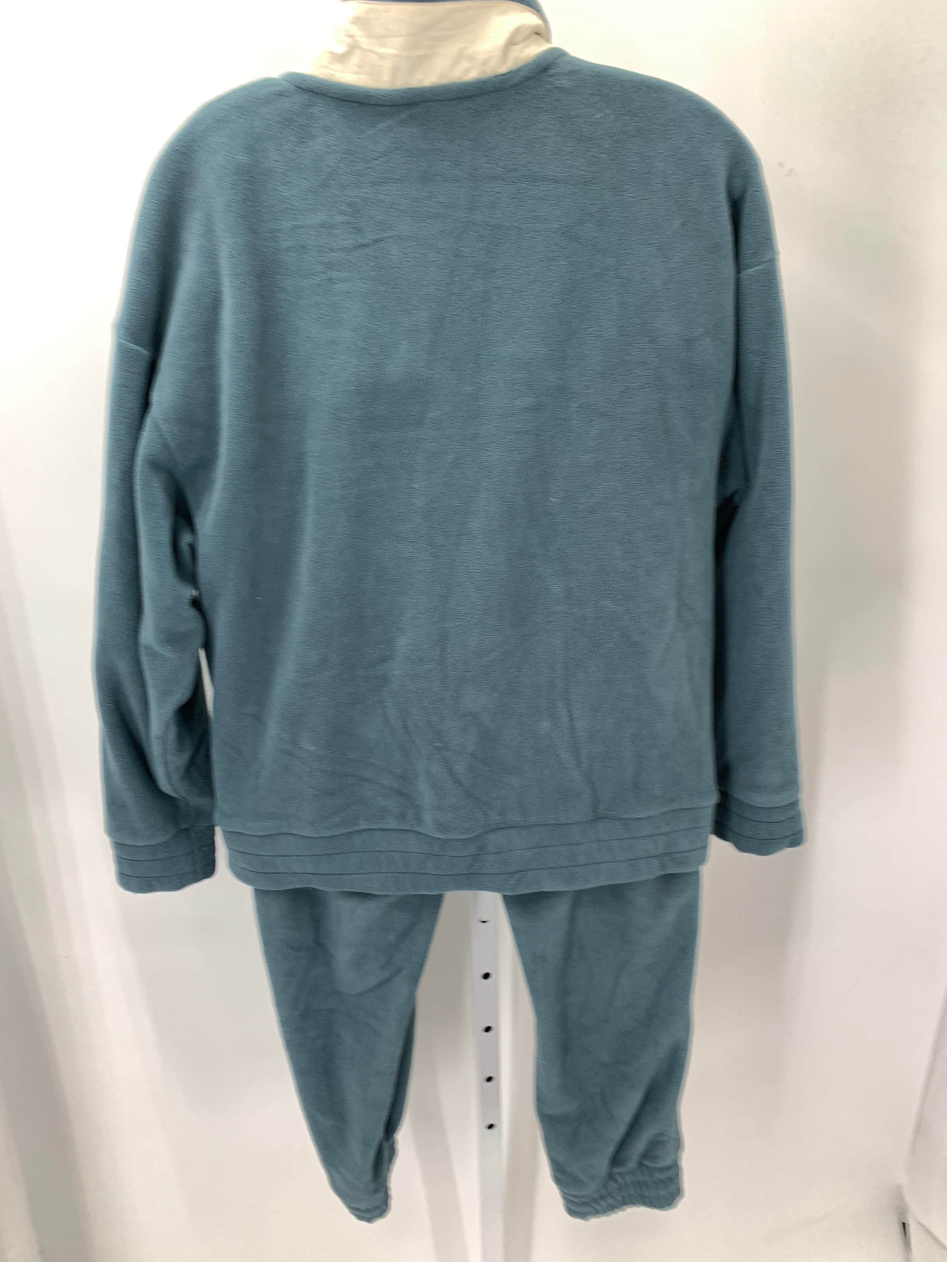 Puma Size Medium Misses 2 Piece