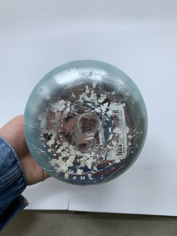 MERCURY GLASS TEA LIGHT HOLDER.