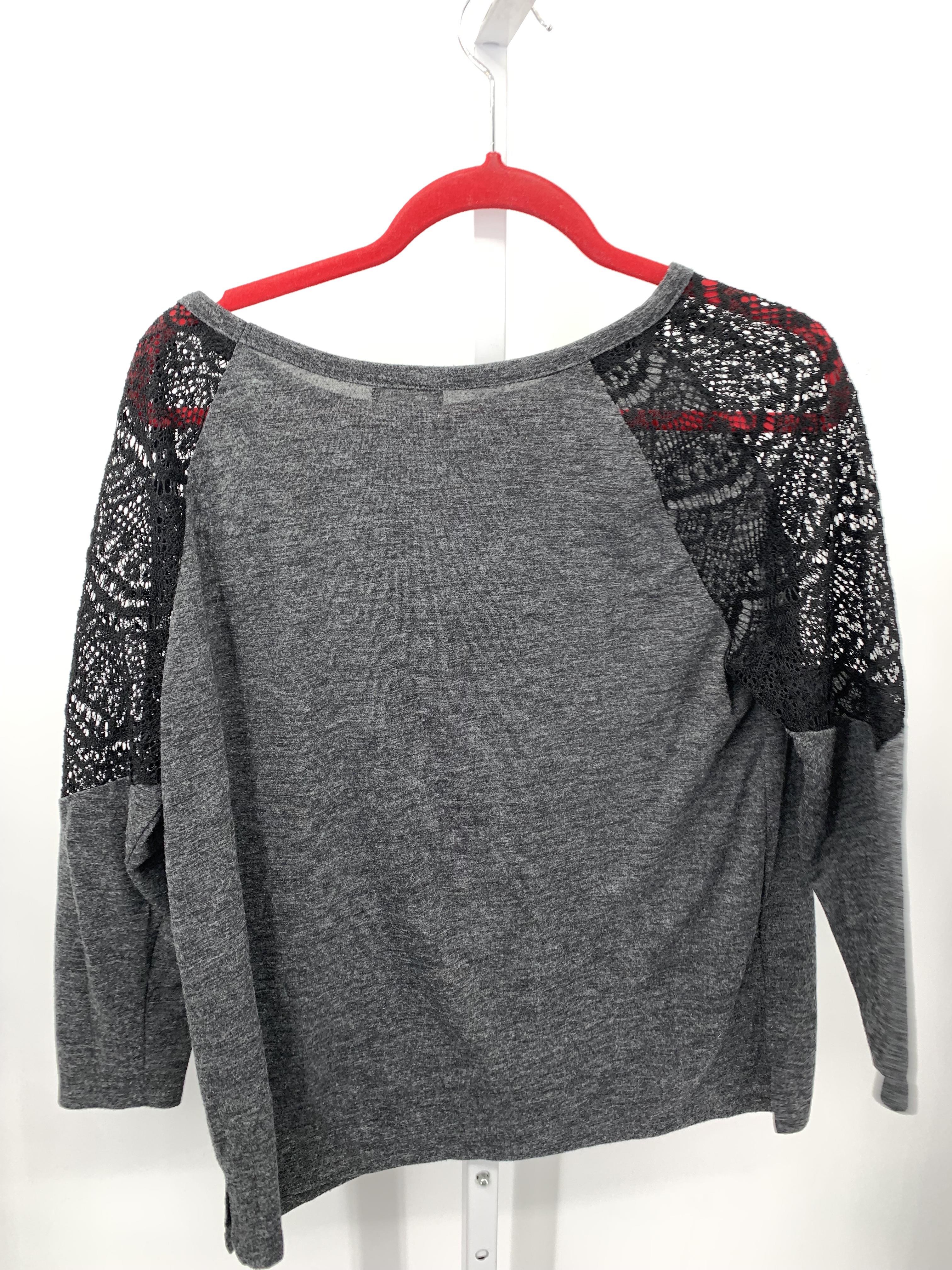 Old Navy Size Medium Misses 3/4 Sleeve Shirt