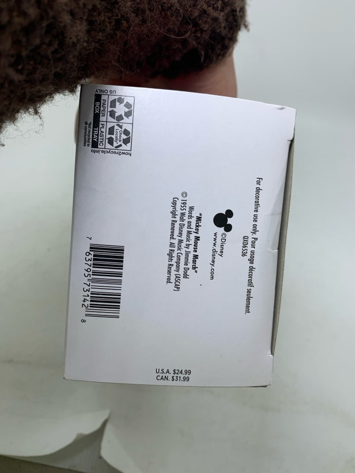 IN BOX DISNEY MICKEY THE MUSICIAN HALLMARK ORNAMENT.