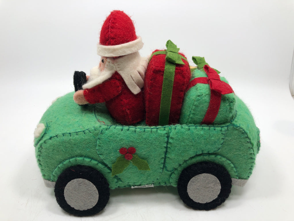 FELT GREEN BUGGY CAR W/ SANTA DRIVING.