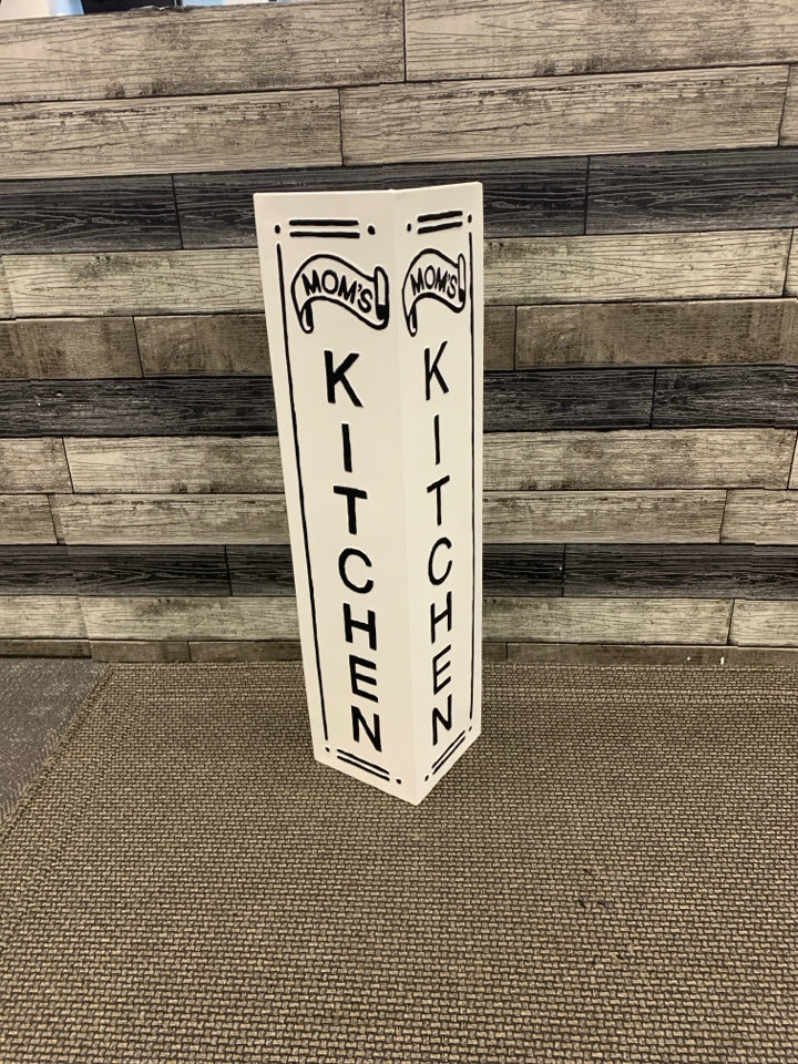 MOMS KITCHEN WHITE METAL CORNER SIGN.