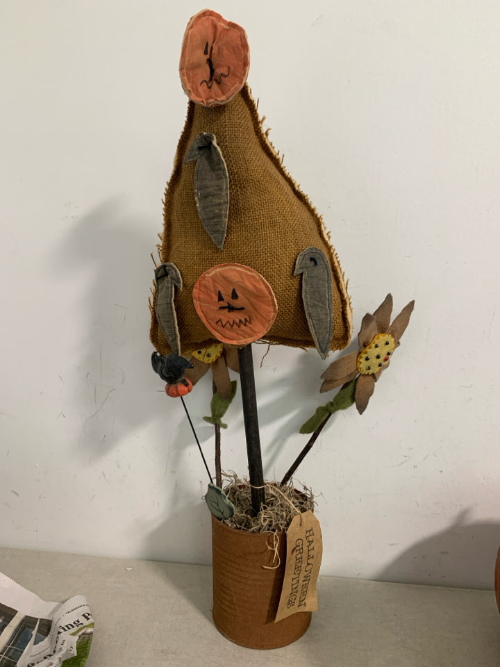 PRIMITIVE STYLE CANDY CORN TREE W/ PUMPKINS/CROWS.