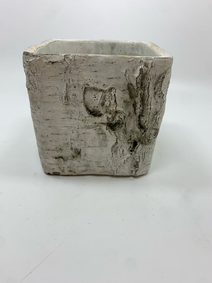 CEMENT BIRCH TREE STYLE PLANTER.