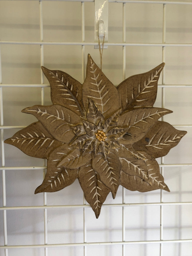 WOOD POINSETTIA WALL HANGING.
