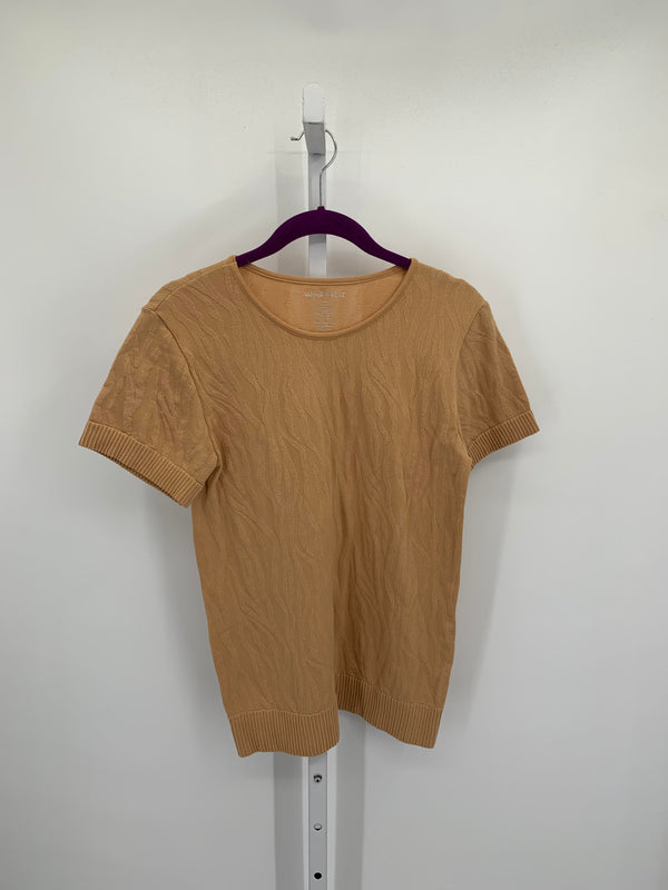 Size 1X/ 2X Womens Short Sleeve Shirt