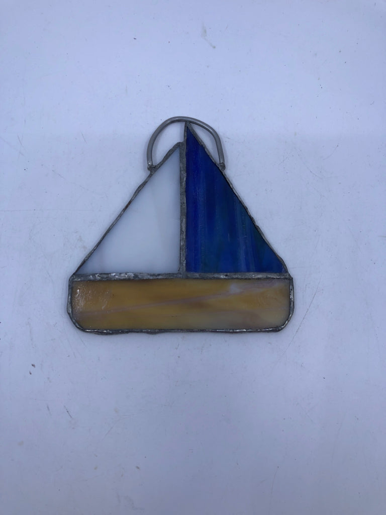 STAINED GLASS SAIL BOAT.
