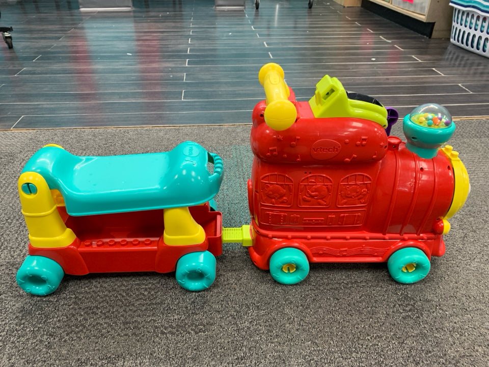VTech 4-in-1 Learning Letters Train