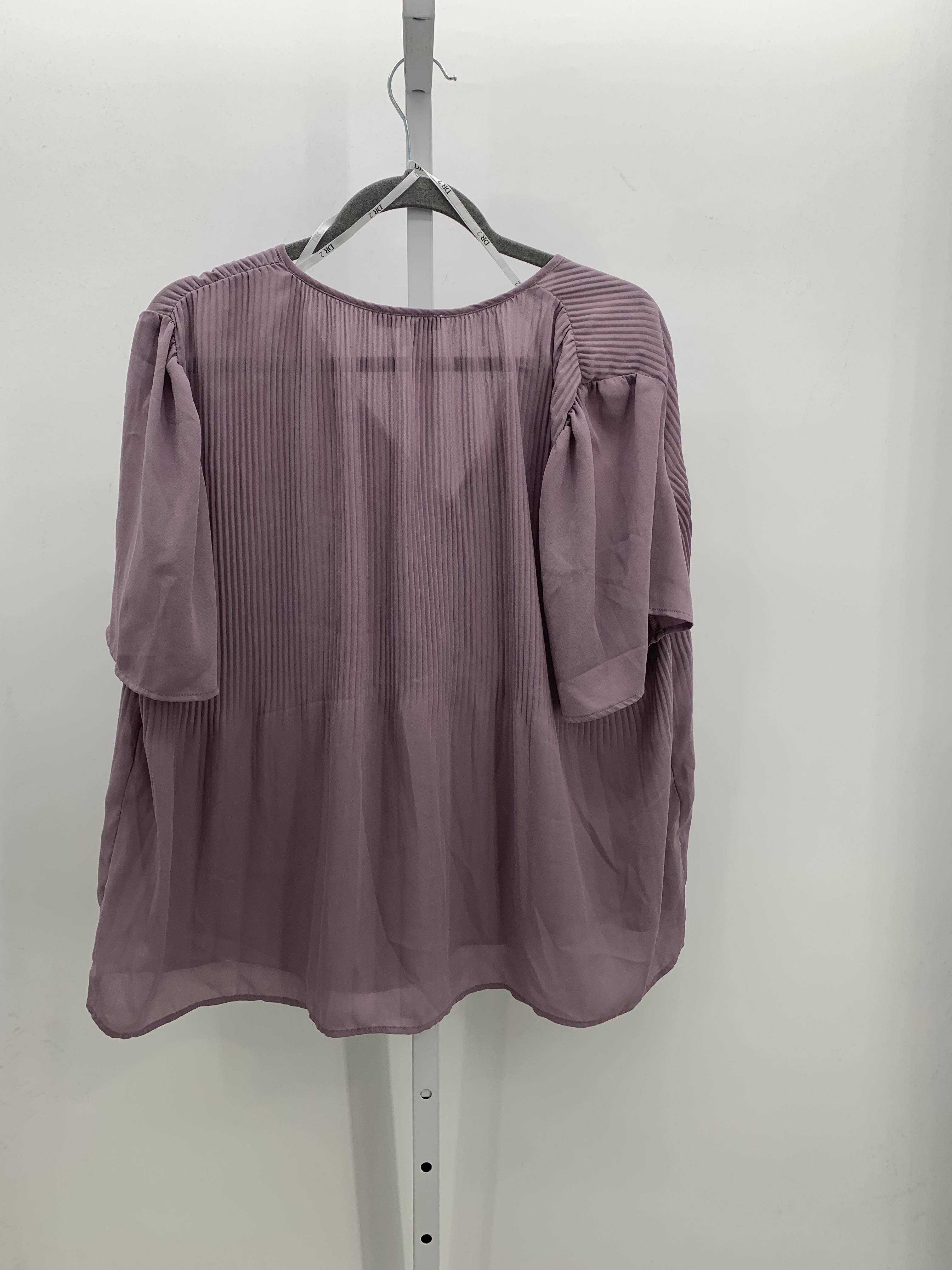 Size Large Misses Short Sleeve Shirt