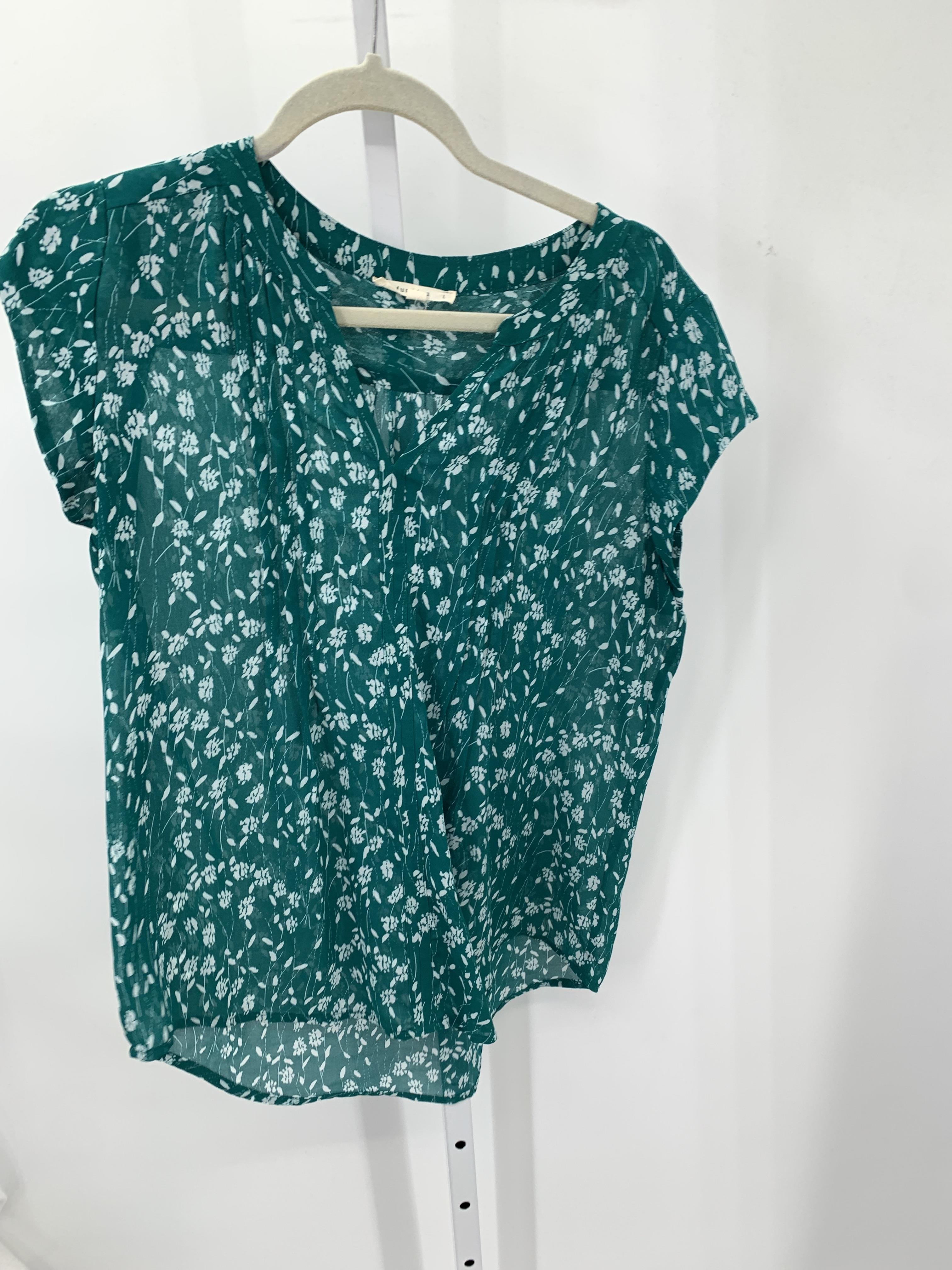 Fun 2 Fun Size Large Misses Short Sleeve Shirt