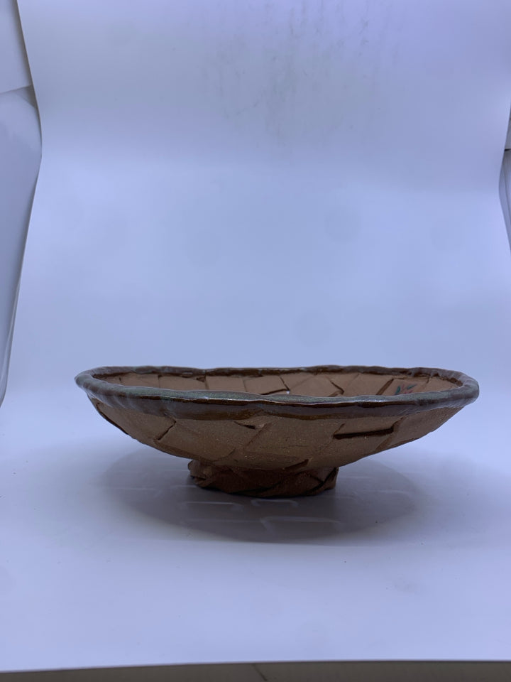 WOVEN POTTERY BASKET RED/GREEN/BROWN BRANCH BOWL.