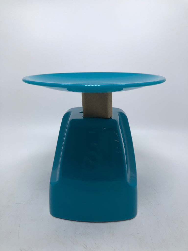 NIB BLUE STARFRIT KITCHEN SCALE.