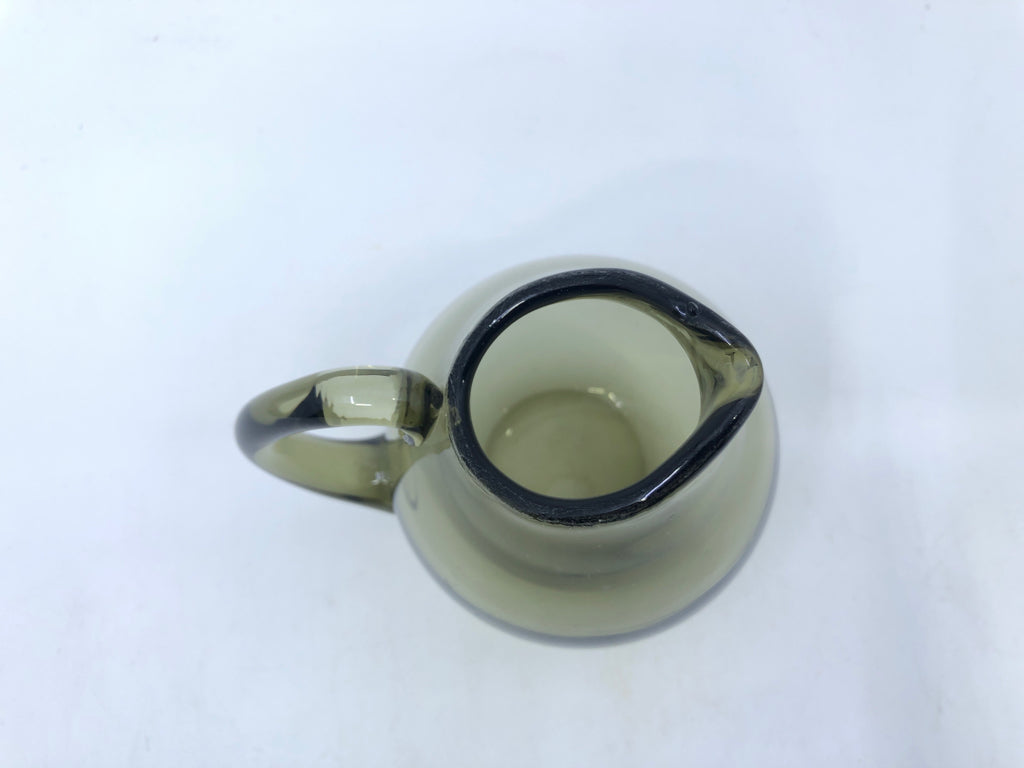 VTG SMALL SMOKEY GLASS CREAMER W HANDLE.