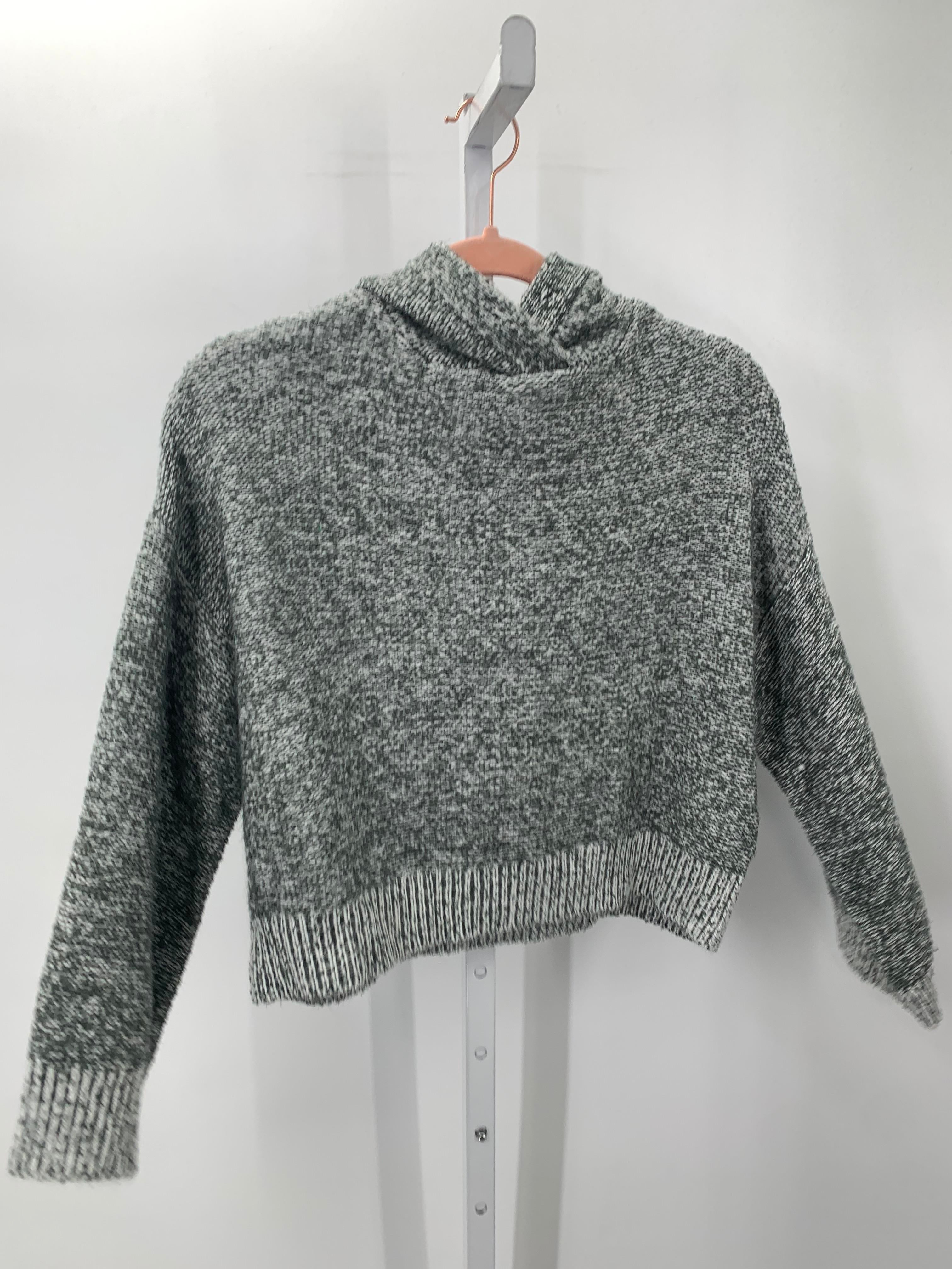 Kaisely Size Medium Juniors Long Sleeve Sweater