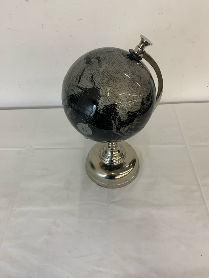 SILVER BASE BLACK GLOBE.