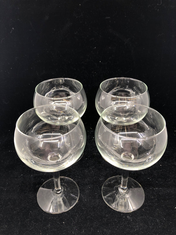 4 WIDE ROUND WINE GLASSES.