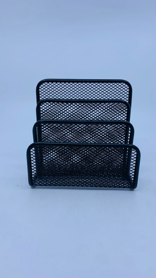 BLACK MESH PAPER ORGANIZER.