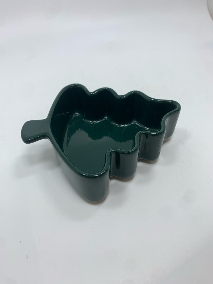 PINE TREE CERAMIC DISH - STONEWALL KITCHEN.