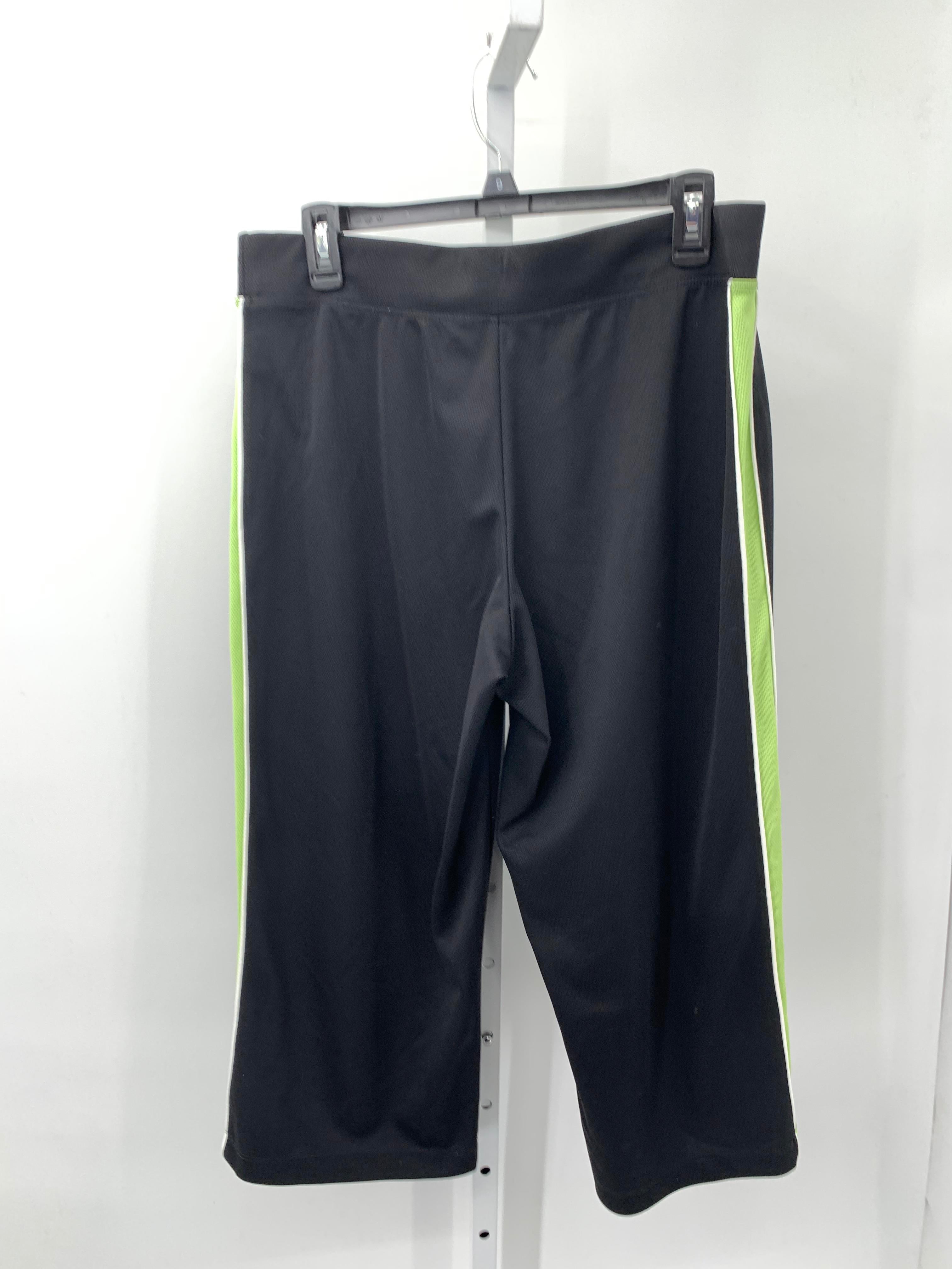 SJB Active Size Medium Misses Capri Pants