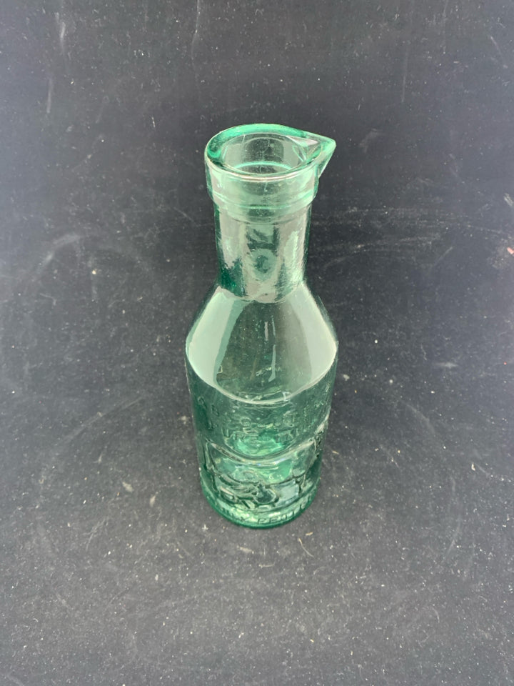 VTG GREEN GLASS MILK BOTTLE.