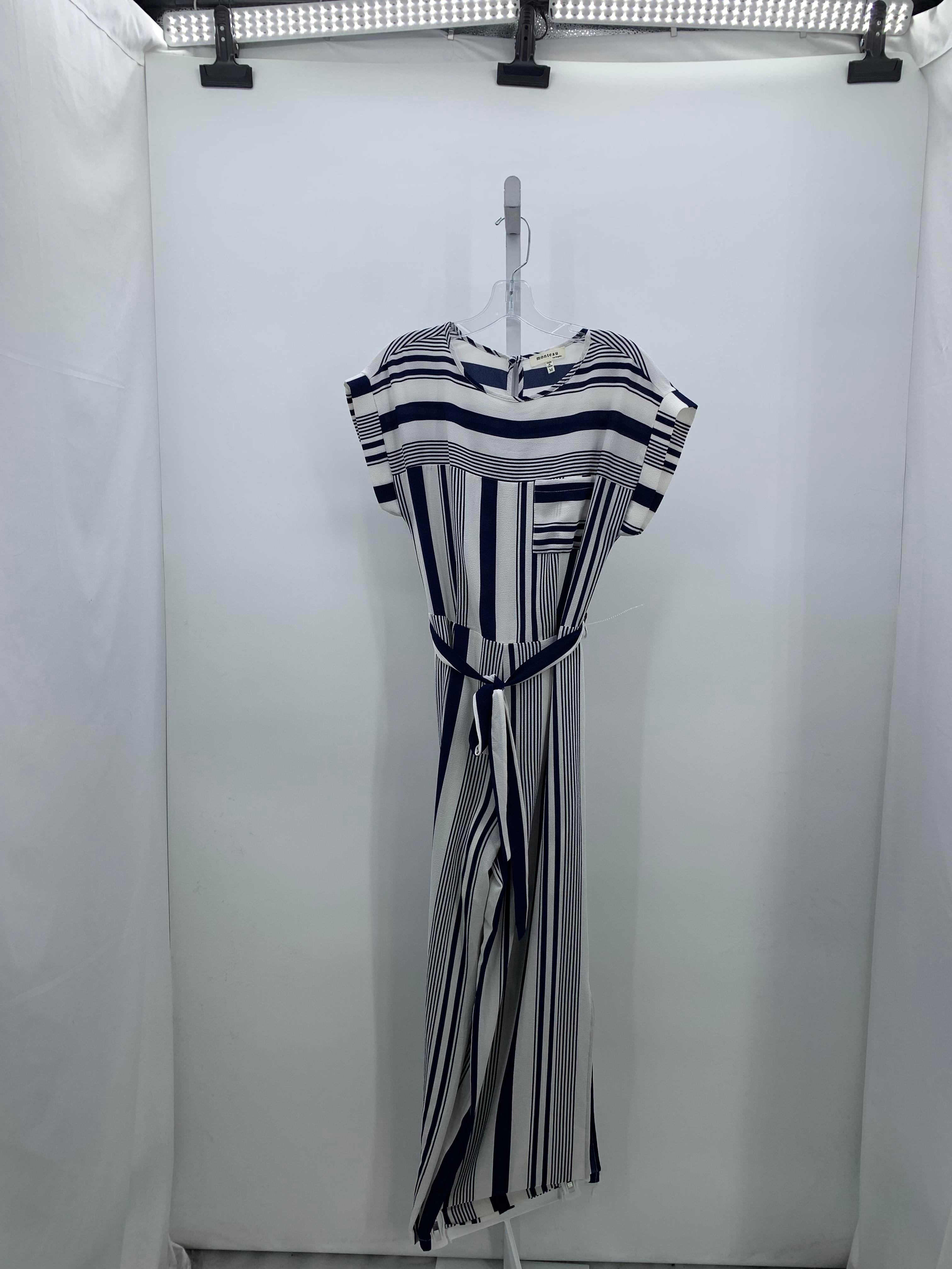 monteau Size Medium Misses Jumper