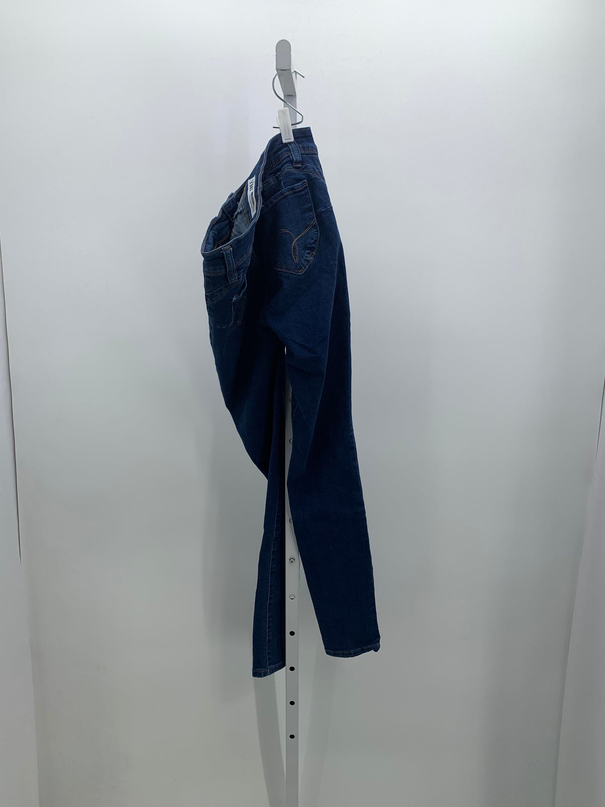 YMI Size 5 Juniors Jeans