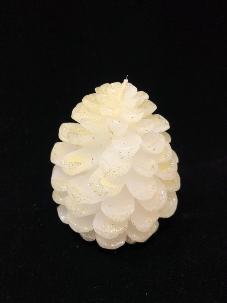 SPARKLE PINECONE CANDLE.