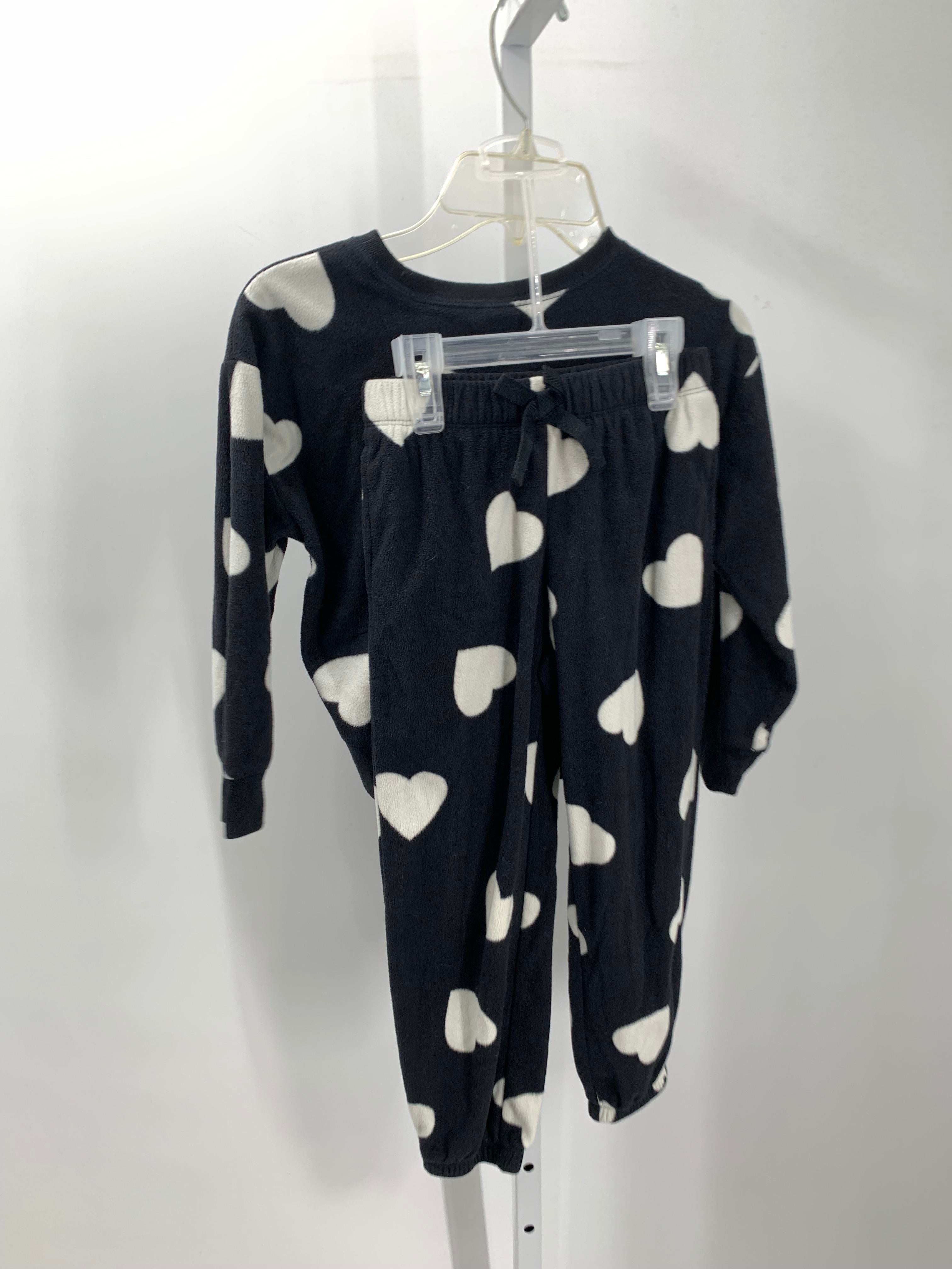 Old Navy Size 6-7 Girls Pajamas