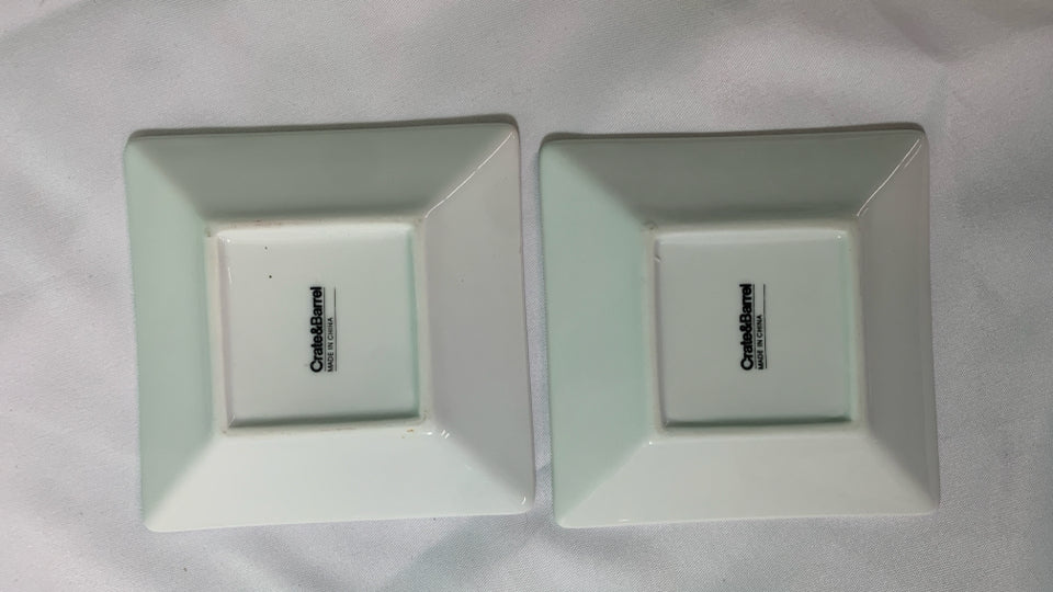 2 SNACK SQUARE PLATES GREEN/RED CHRISTMAS TREE- CRATE&BARREL.