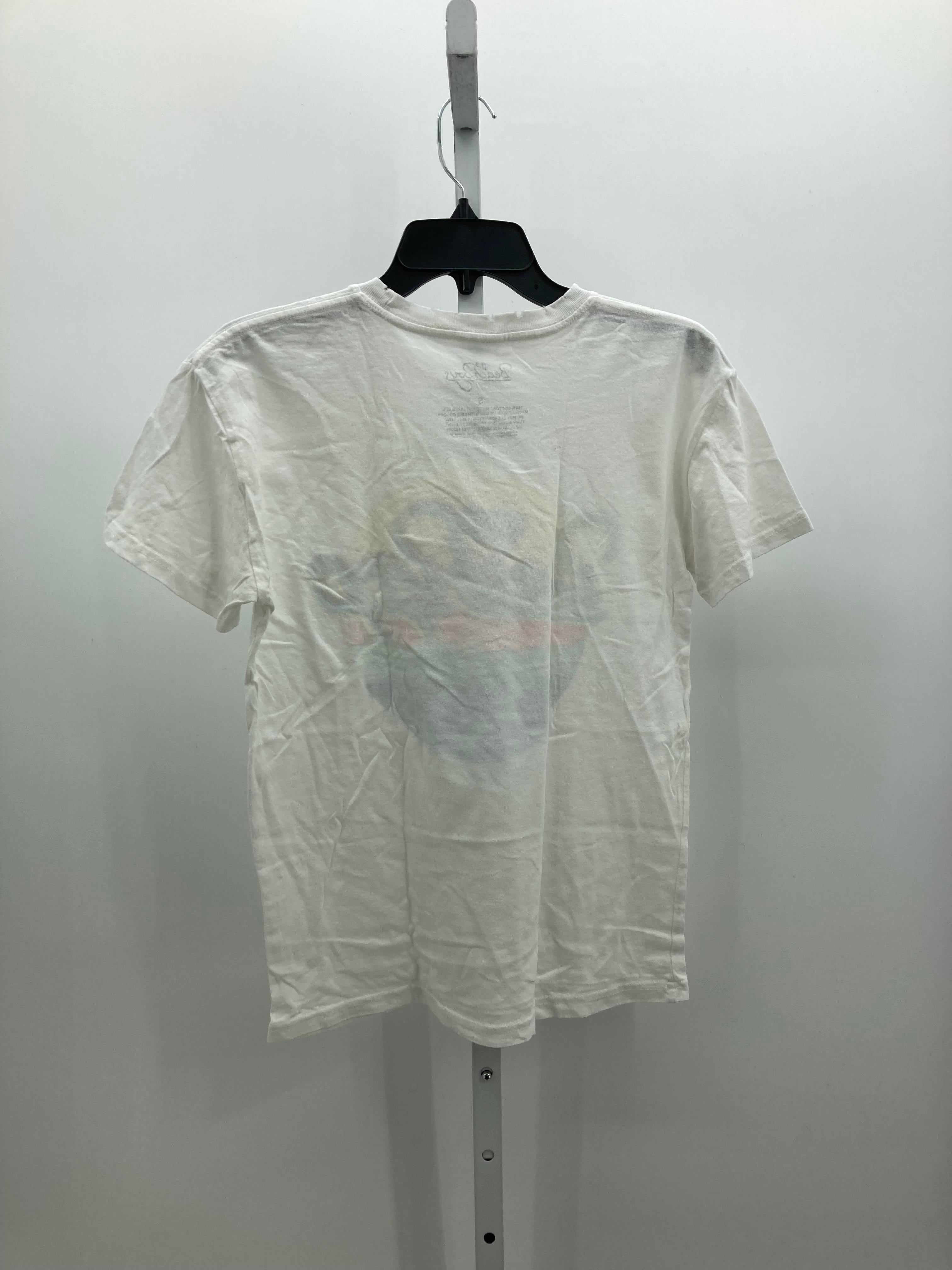 Size Small Juniors Short Sleeve Shirt