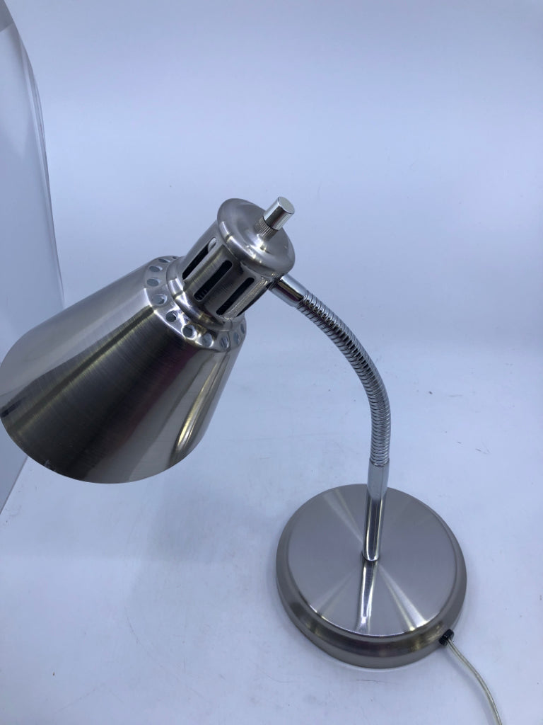 SILVER ADJUSTABLE DESK LAMP.